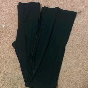 Black bootcut arerie leggings. size medium